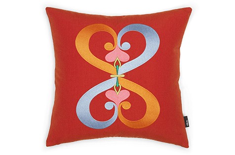 Embroidered Pillow, Double Heart, rot